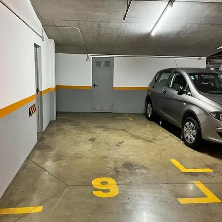 Charming Monumental * 丰沙尔