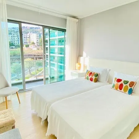 Charming Monumental Appartement