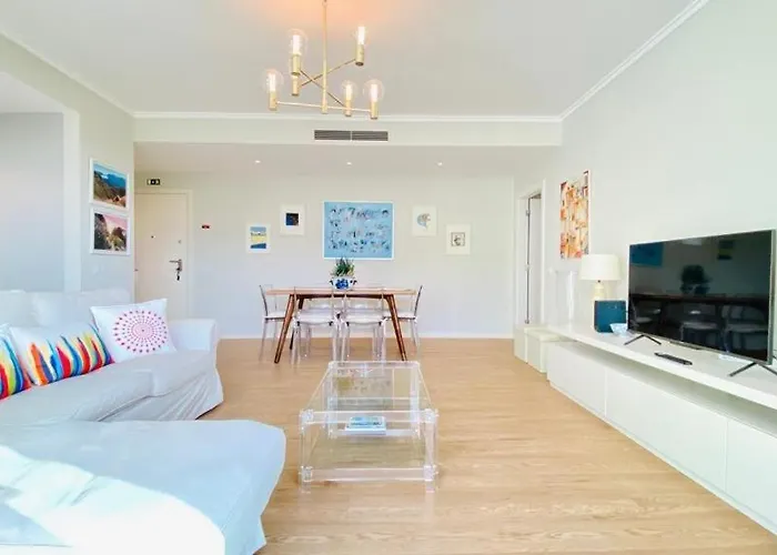 Charming Monumental Lejlighed